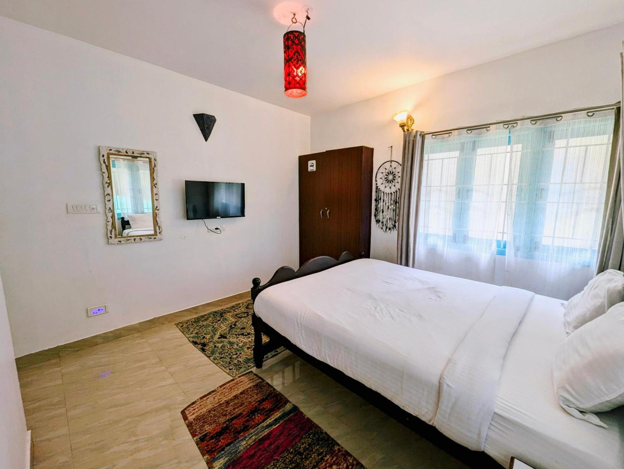Bohemian Hideaway By Futurve Bed & Breakfast Кодайканал Екстериор снимка